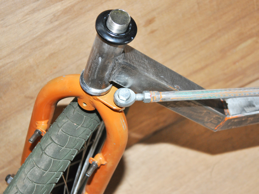 Aurora Suspension Trike - remote steering design